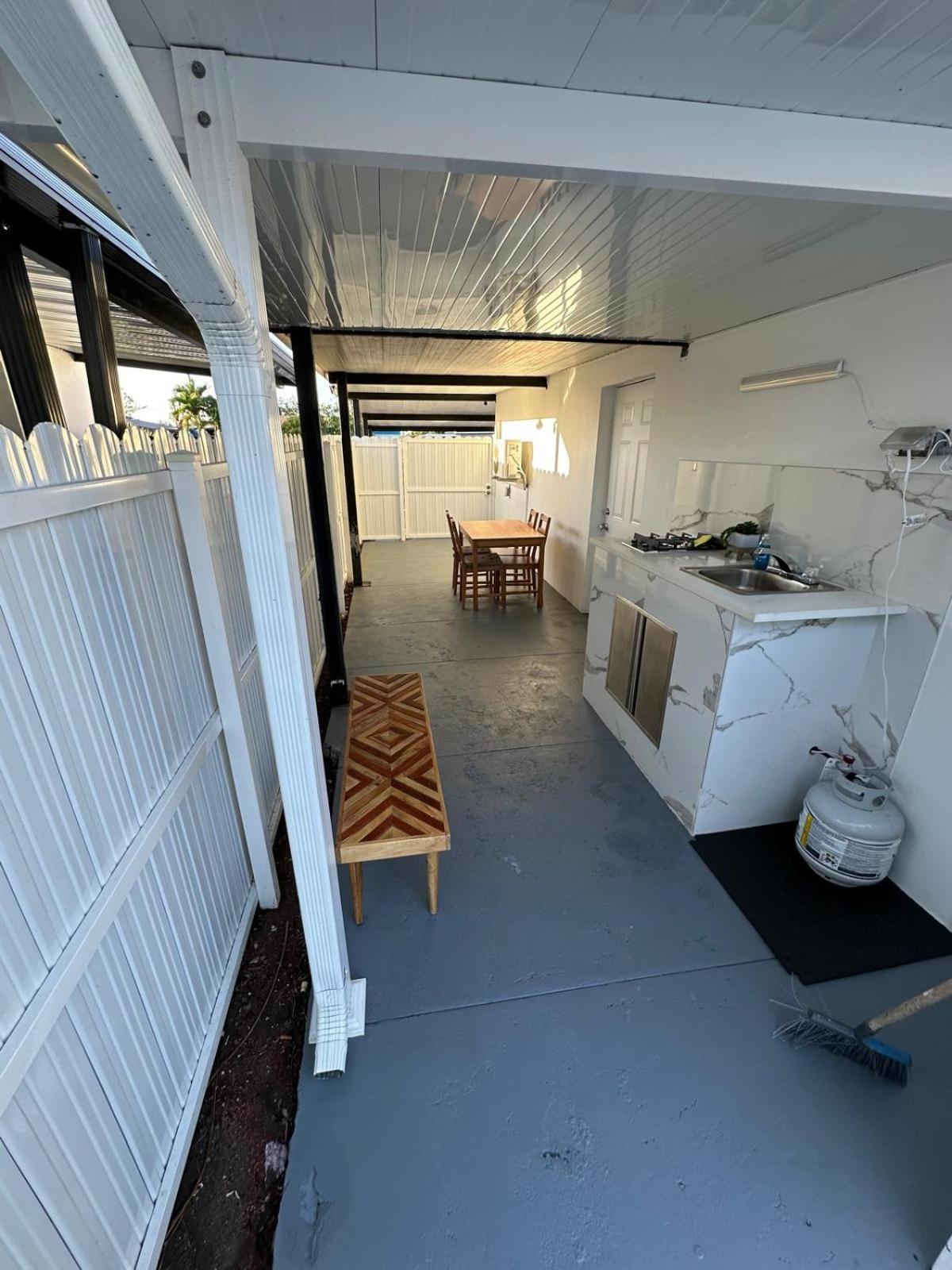 Adrien Guest Studio Miami Gardens Ngoại thất bức ảnh