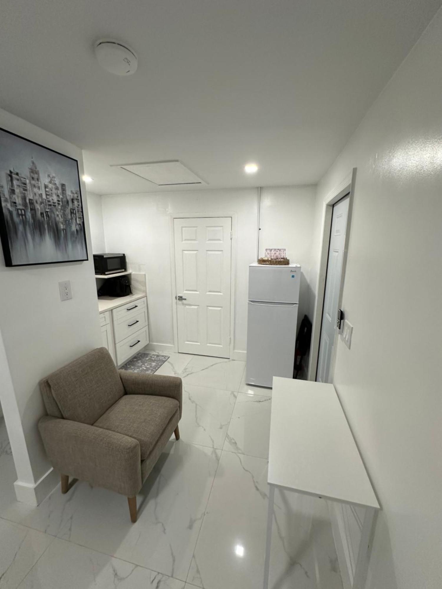 Adrien Guest Studio Miami Gardens Ngoại thất bức ảnh